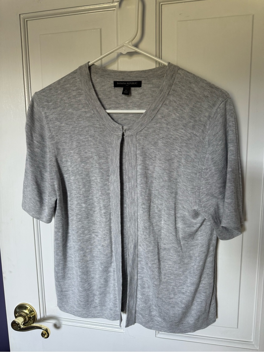 Banana Republic Gray Short-Sleeve Cardigan Size Large - Measurements in Pictures